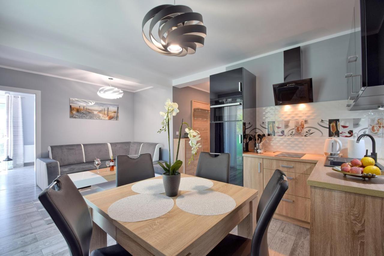 Sea-View Apartamenty Kolorowe Balkony Miedzyzdroje Exteriér fotografie